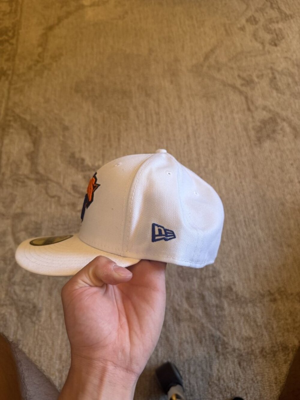 New York Knicks New Era White Fitted Cap NWT